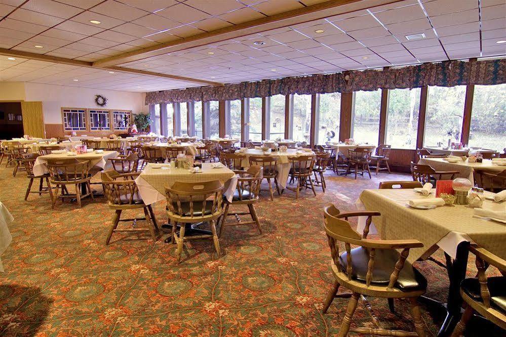 Voyageur Inn And Conference Center Reedsburg Restauracja zdjęcie